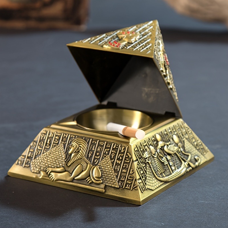 Cinzeiro de pirâmide de faraó  - Vintage Collectible Ashtrays avaliação e preço