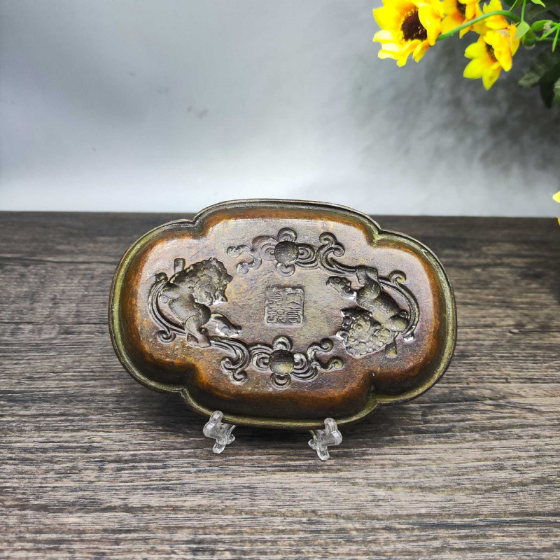 Coleção de antiguidades, lavad - Vintage Collectible Ashtrays avaliação e preço