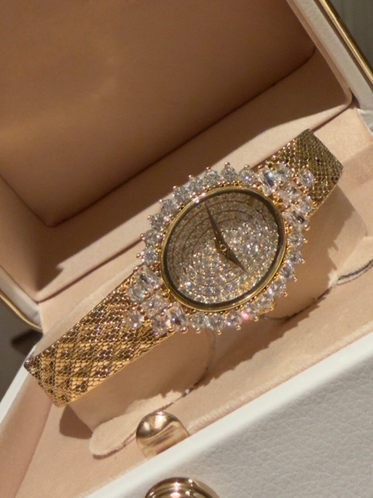 Relógio de quartzo vintage fem - Vintage Watch Crystal avaliação e preço